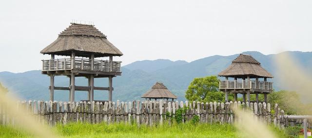 写真：吉野ケ里歴史公園内にある物見櫓