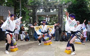 写真：中野の荒踊の様子