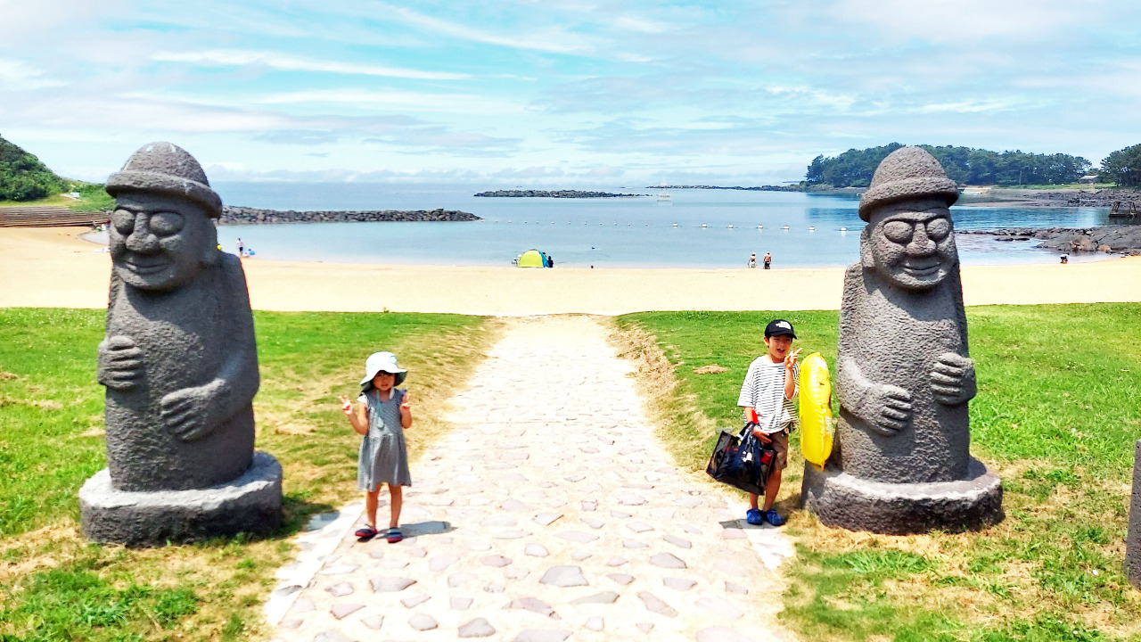 写真：波戸岬海水浴場入口