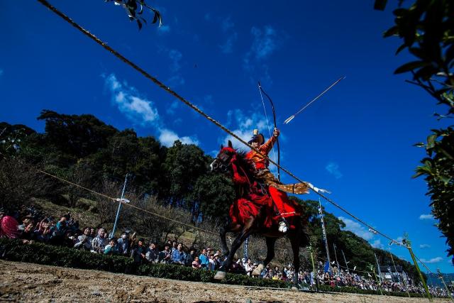 写真：武雄温泉秋まつり・武雄の流鏑馬行事