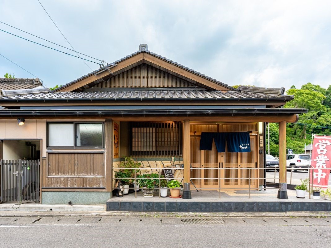 【画像】旬の活魚 もめんの店舗外観