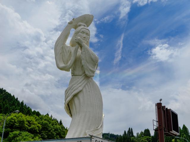 写真：道の駅厳木 「風のふるさと館」