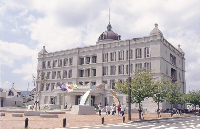 画像:唐津市近代図書館の写真