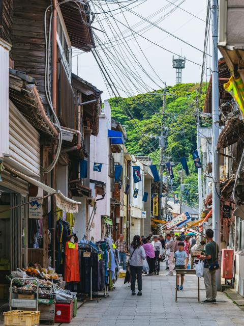 写真：呼子の朝市通り