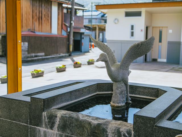 写真：湯っつら広場