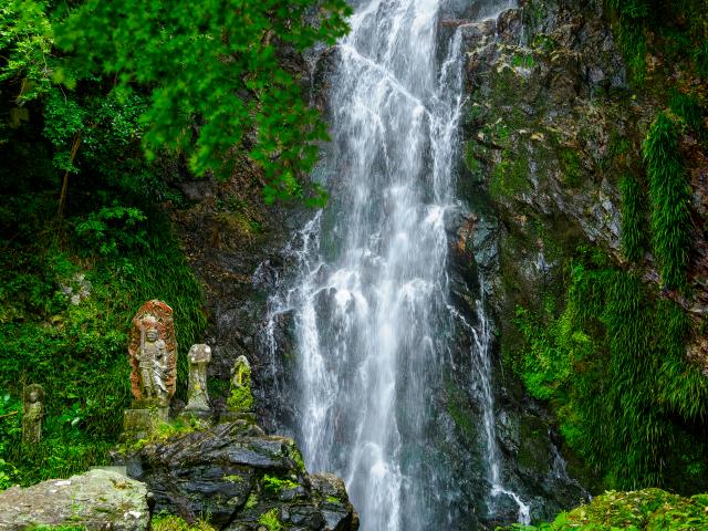 写真：清水の滝