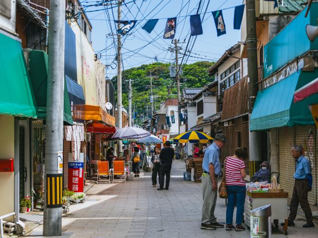 写真：呼子の朝市通り