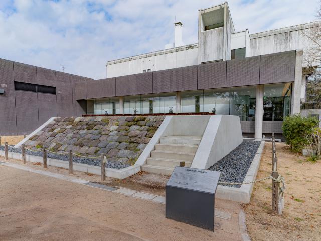 写真：佐賀県立博物館・佐賀県立美術館