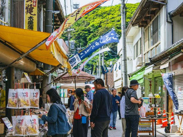 写真：呼子の朝市通り