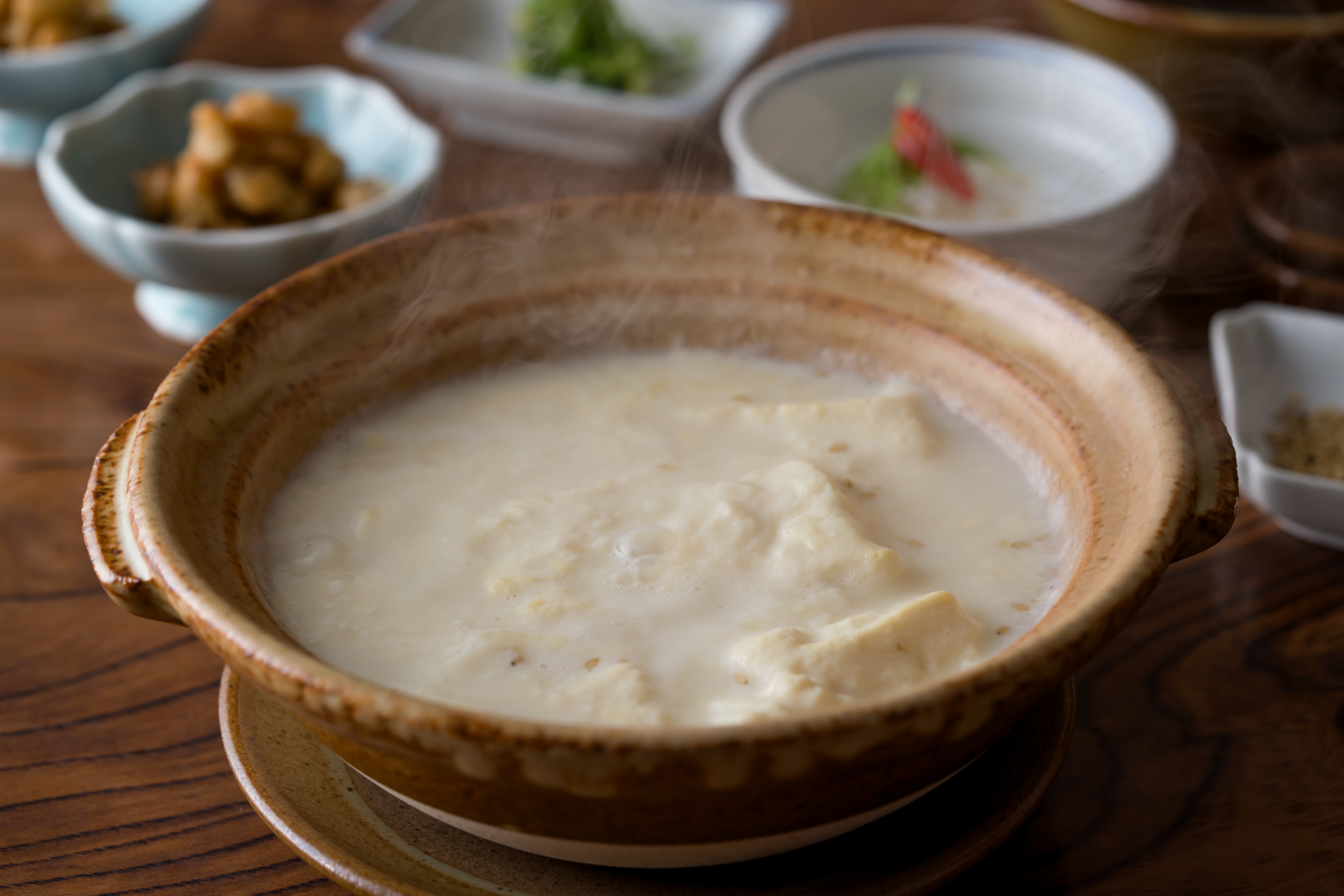 写真：温泉湯豆腐