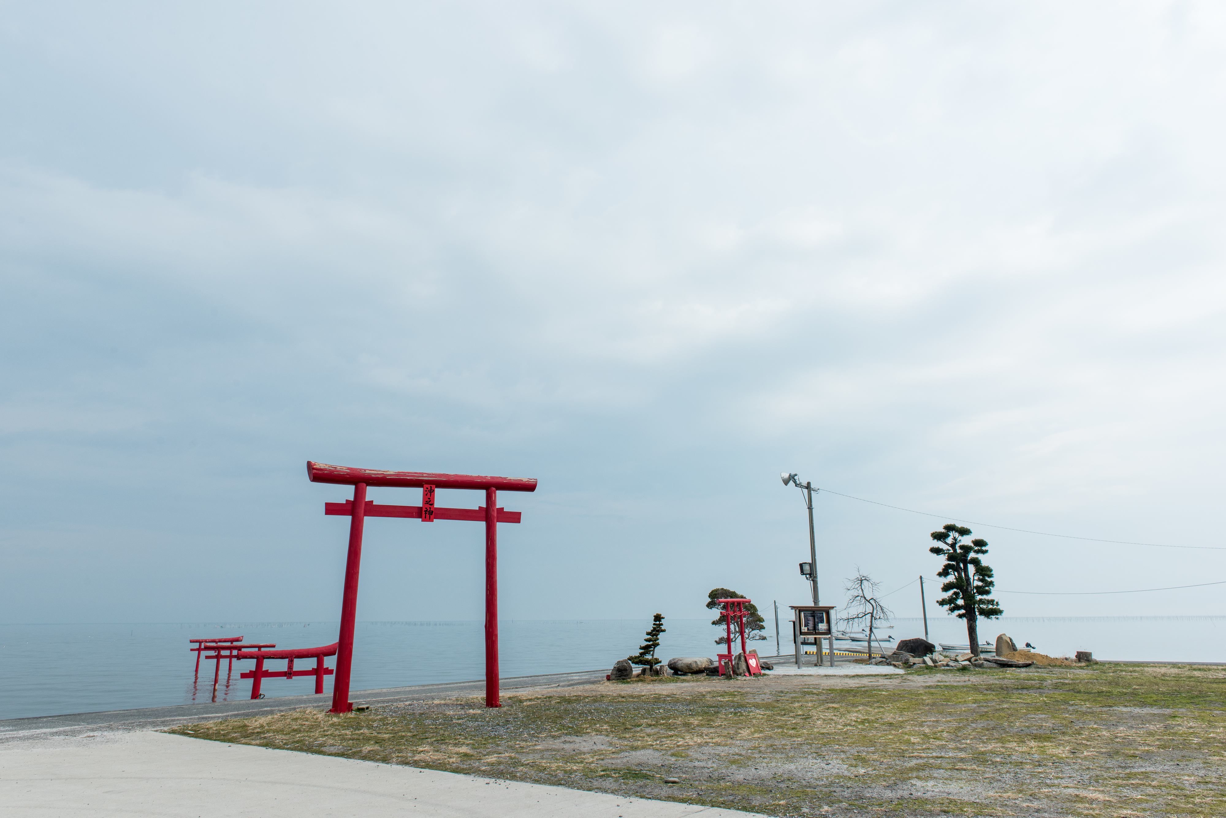 画像:大魚神社の海中鳥居の写真