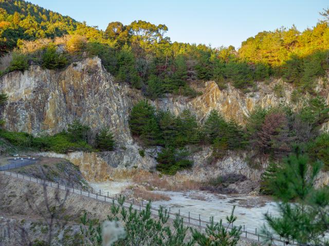 写真：泉山磁石場