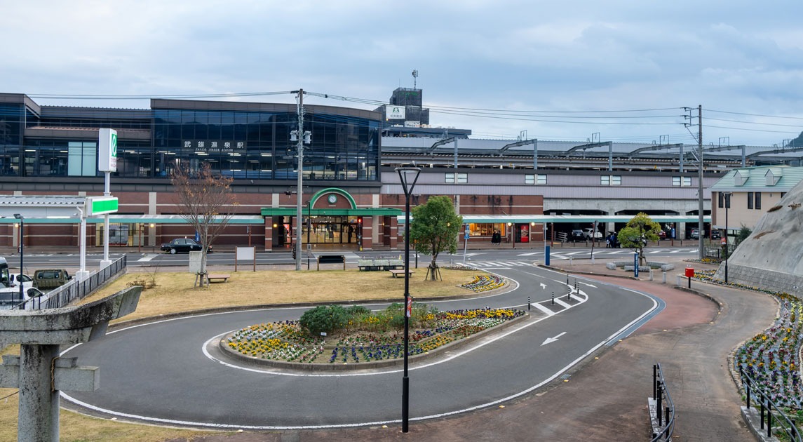 画像：JR武雄温泉駅北口側の外観